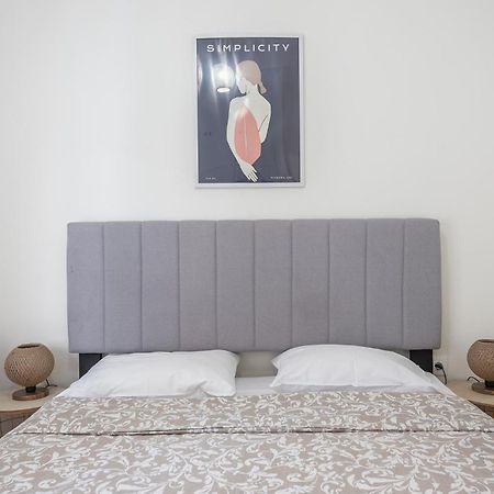 Virona 2Nd Floor Greece Apartments Atina Dış mekan fotoğraf